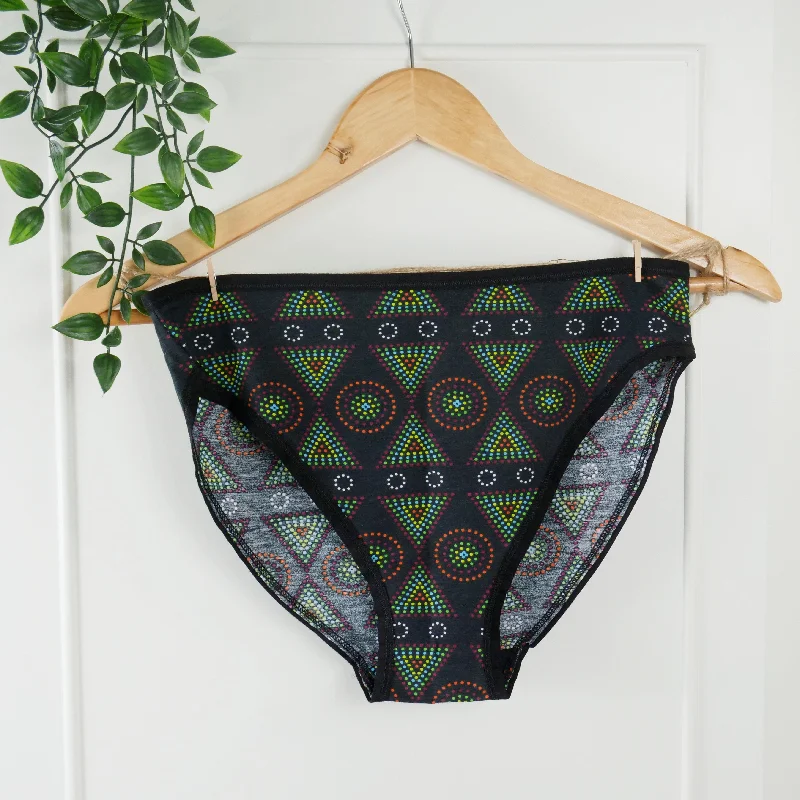 Women's organic cotton mid-rise bikini bottoms - Black Mara print Soft cup bikini, Supportive, Comfortable, Stylish