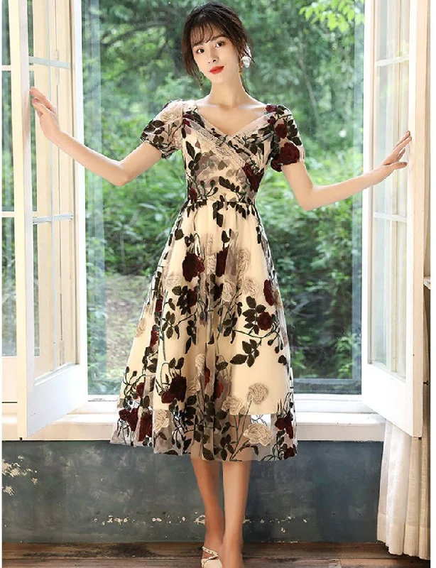 Short Sleeve Embroidered Tulle A-line Dress Halter Neckline Beach