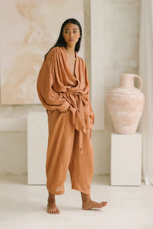 Jasmine Pants - Coral Trendy Wide-Legged Trousers