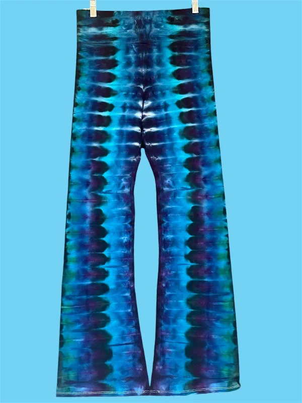 Flared Leggings X-Large Stylish Sweatproof Leggings