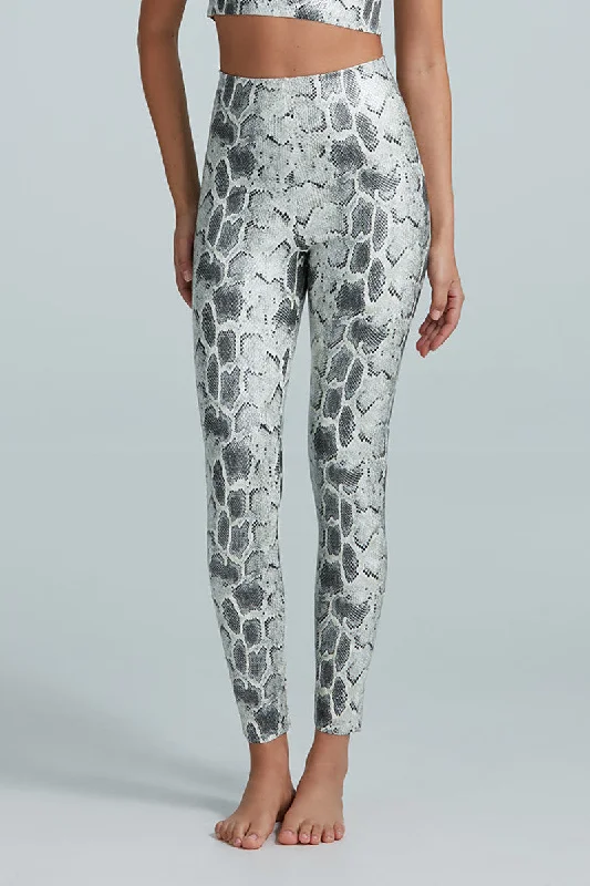Commando Faux Leather Animal Legging in Fog Python Comfortable Leggings with Pockets