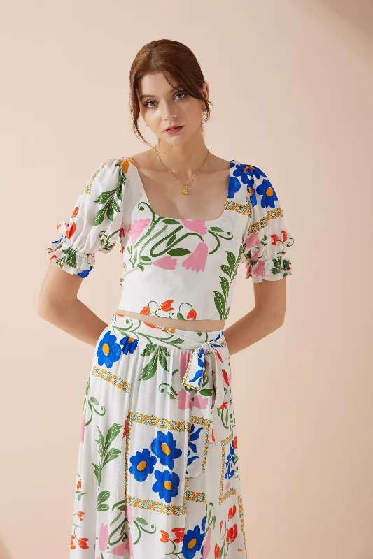 Calantha Multicolour Floral Puff Sleeve Crop Top Welt Pockets Slit Pockets Flap Pockets