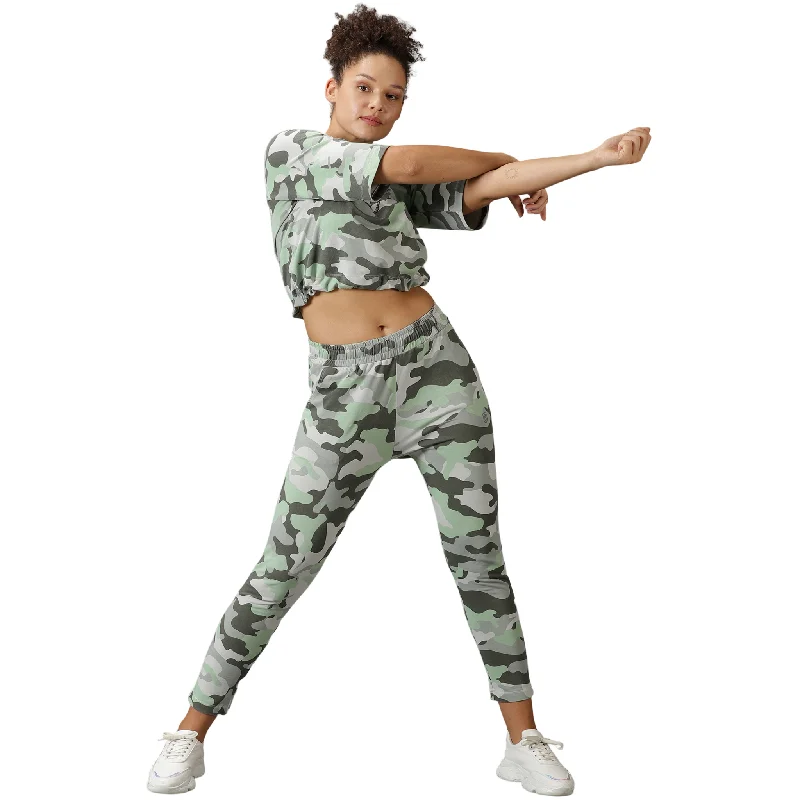 Women's Camouflage Regular Fit Crop Top Chenille Blend Fleece Blend Nylon Blend