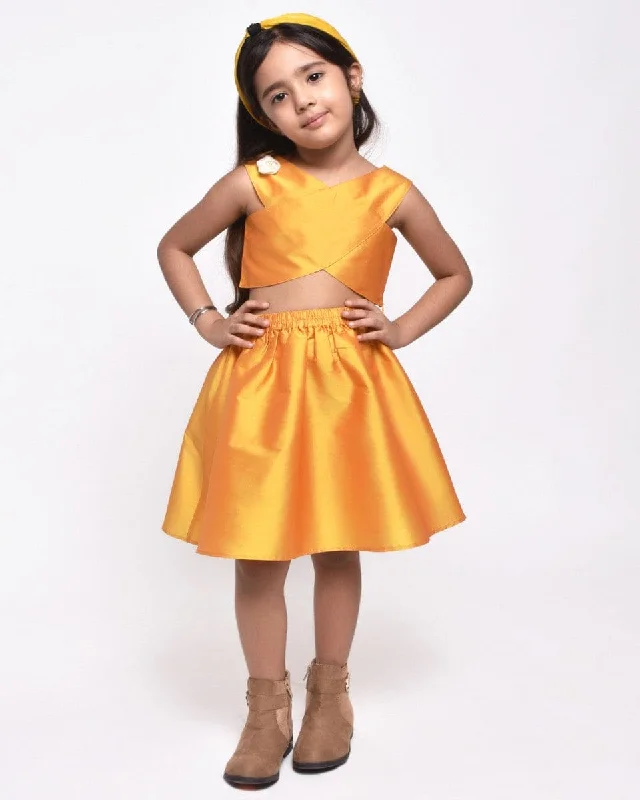 Yellow Skirt & Top Set lightweight skirt design