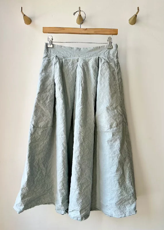 Aequamente | Skirt Binox button skirt front