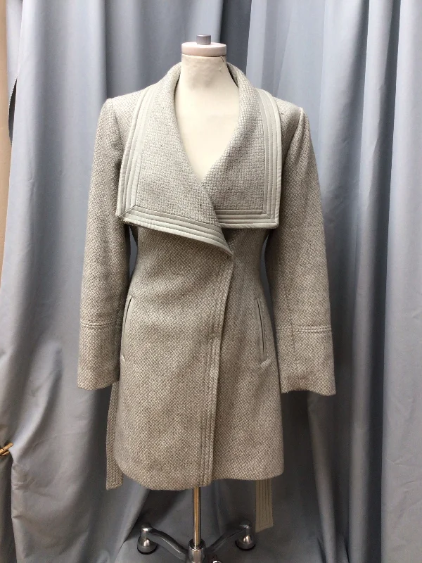 JESSICA SIMPSON SIZE LARGE Ladies COAT