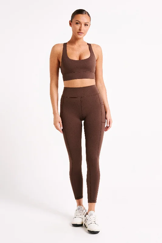 Briar V Back Leggings With Pockets - Dark Chocolate