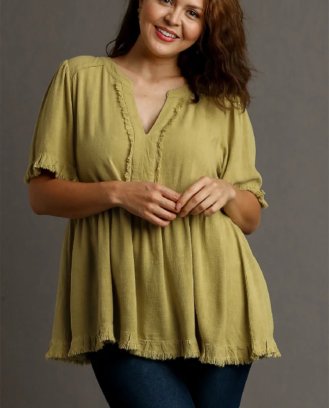 PLUS Linen V-Neck Pleated Top