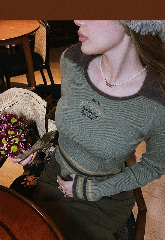 WE ARE BEERBROCLUB Solid Color Ribbed Slim Long Sleeve Cropped Top