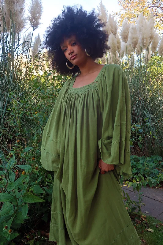 Raven Maxi Dress in Pixie Green